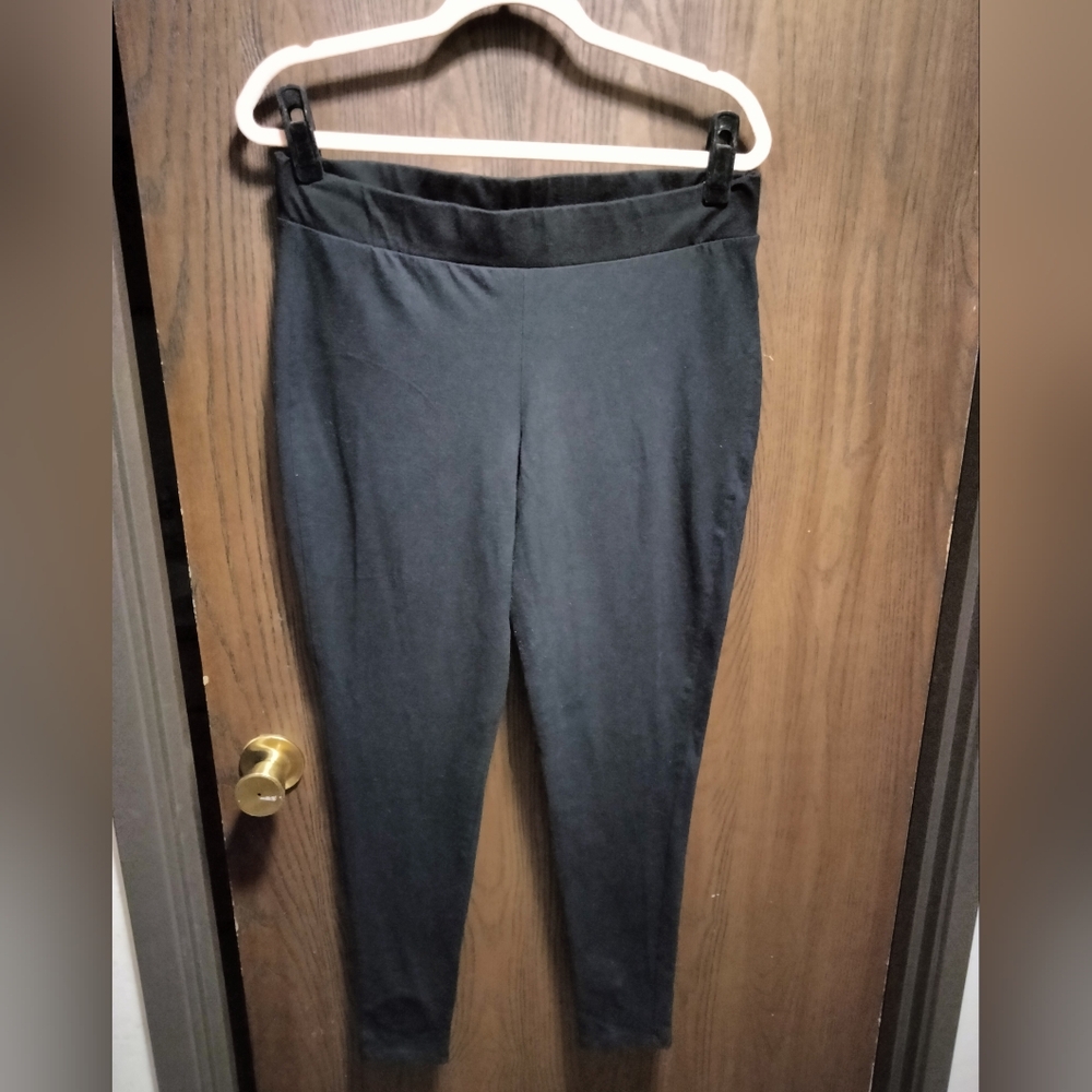 Torrid Black Cut Out Detail Legging